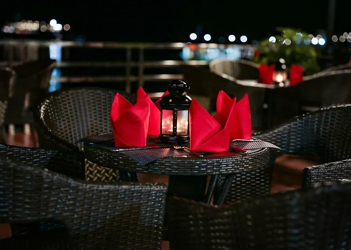 La Pandora Cruises 4*