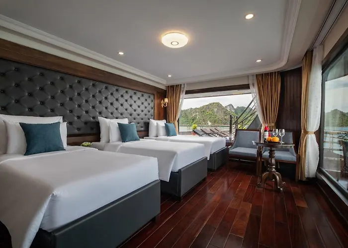 La Pandora Cruises Botel Ha Long