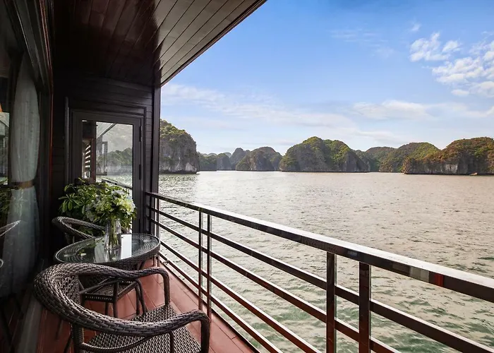 La Pandora Cruises